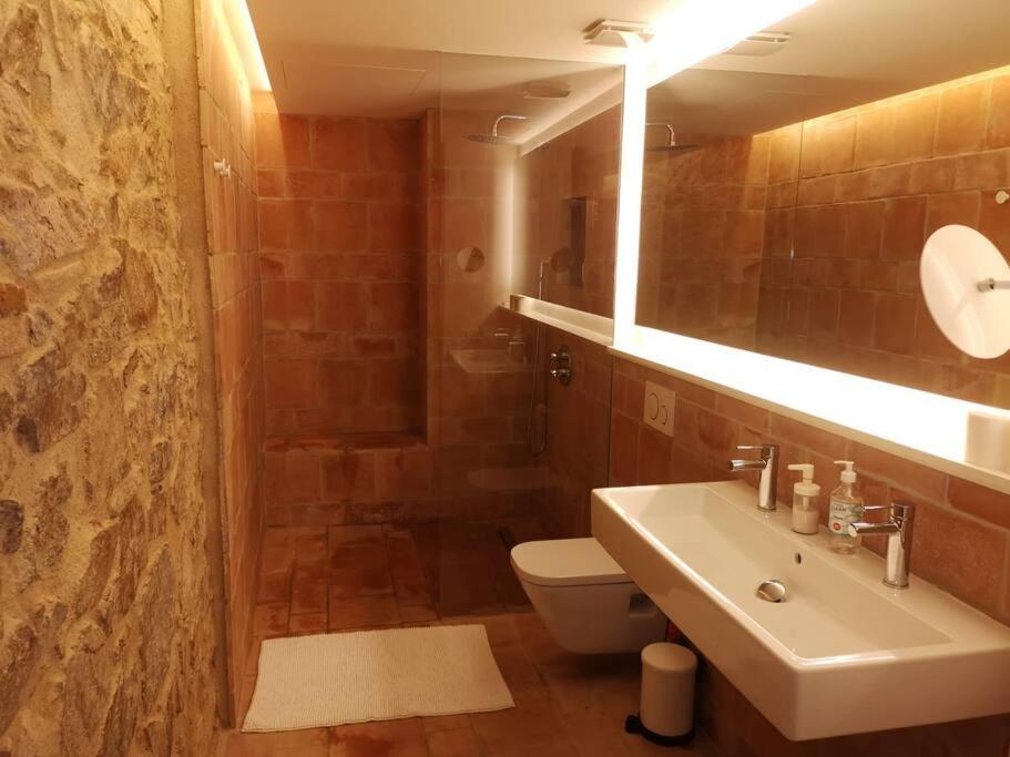 Romantic Stay In Grand Setting Alella Bagian luar foto