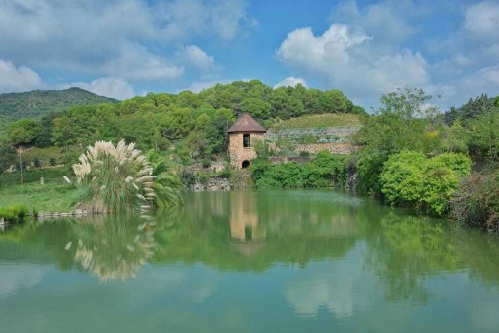 Romantic Stay In Grand Setting Alella Bagian luar foto